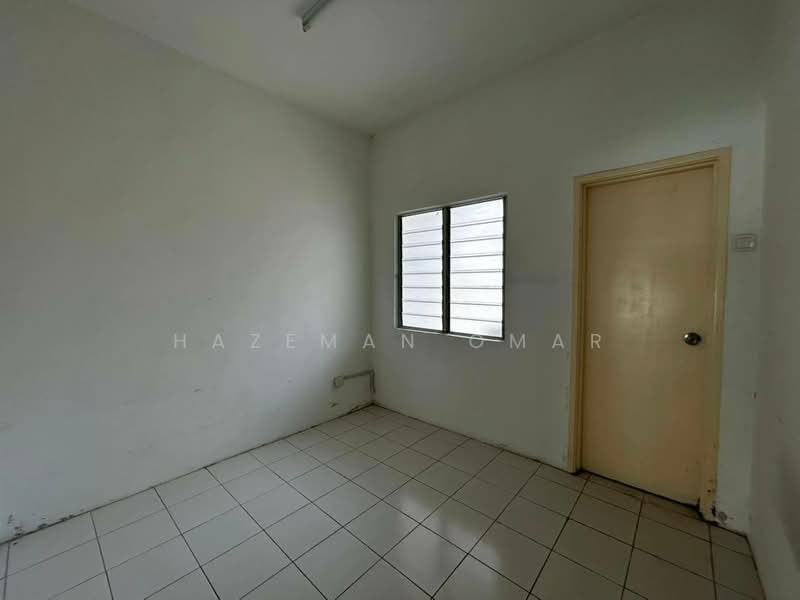 2-storey Terraced House for Sale in Sungai Buloh (Selangor) - Hazeman Omar - Interior - PropertyGuru.com.my