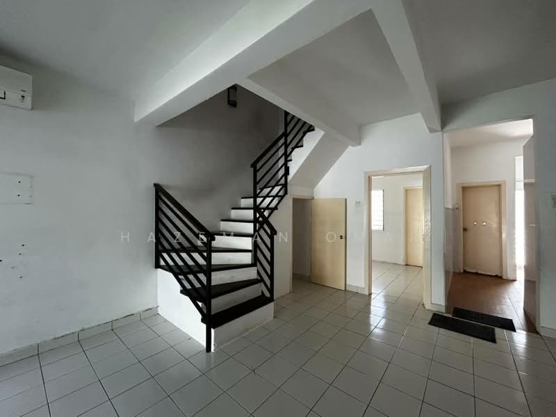 2-storey Terraced House for Sale in Sungai Buloh (Selangor) - Hazeman Omar - PropertyGuru.com.my