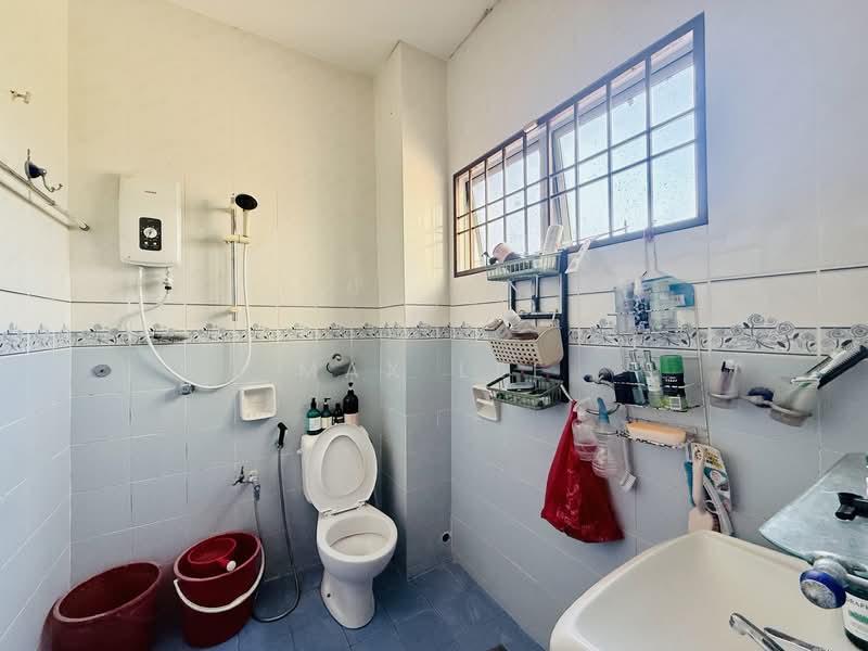 2.5-storey Terraced House for Sale in Bandar Mahkota Cheras (Cheras) - Max Lee - Bathroom - PropertyGuru.com.my