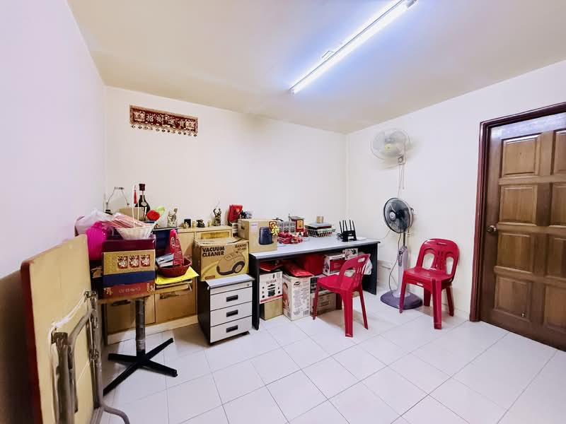 2.5-storey Terraced House for Sale in Bandar Mahkota Cheras (Cheras) - Max Lee - Study - PropertyGuru.com.my