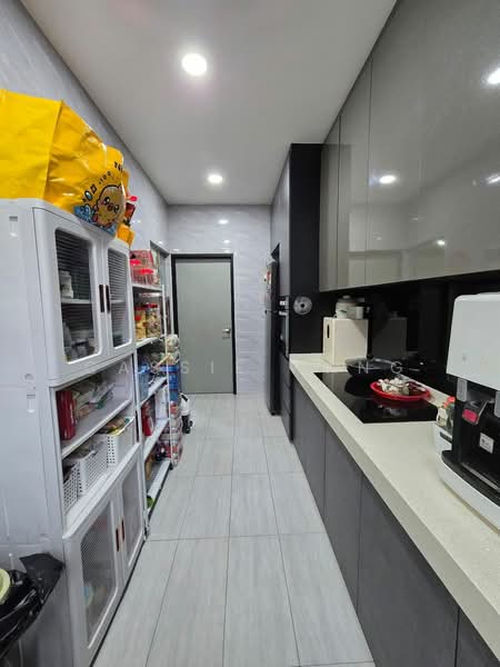 Rumah Teres 2 Tingkat untuk Dijual di Bandar Seri Alam (Masai) - Cassie Wang - Kitchen - PropertyGuru.com.my