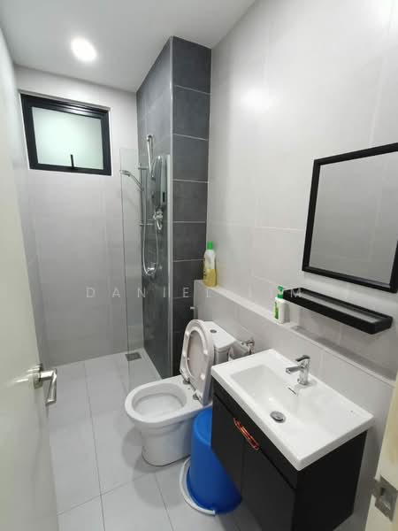 Servis Apartment untuk Disewa di Lavile Kuala Lumpur - Daniel Lim - Bathroom - PropertyGuru.com.my