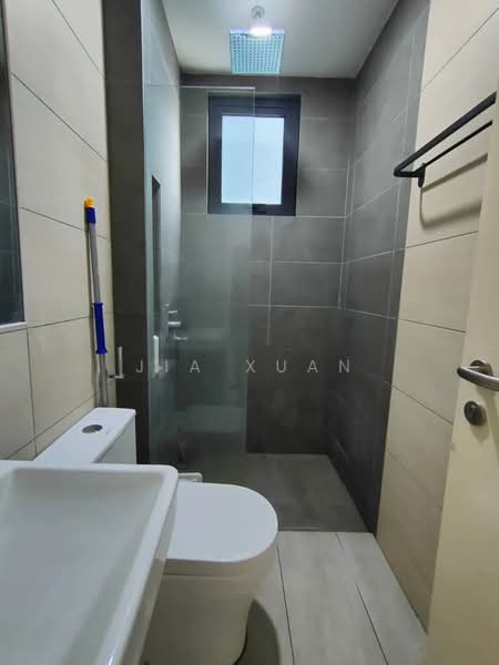 Servis Apartment untuk Disewa di Sky Meridien - Jia Xuan - Bathroom - PropertyGuru.com.my