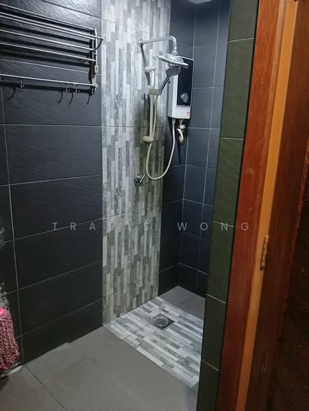 Kondominium untuk Disewa di First Residence (Residensi Unggul) - Travis Wong - Bathroom - PropertyGuru.com.my