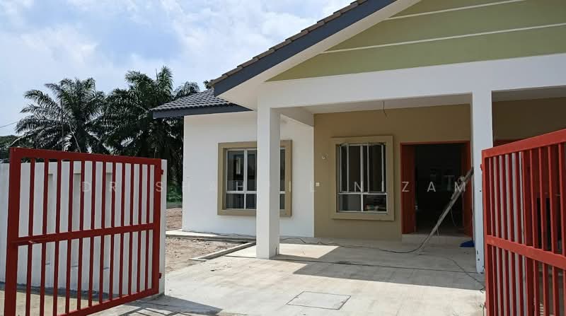 Rumah Berkembar untuk Dijual di Klang (Selangor) - Dr Shahril Nizam - Exterior - PropertyGuru.com.my