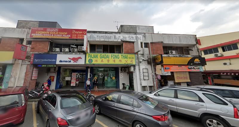 For Sale - 2.5 Storey Shoplot at Taman Melawati for Sale