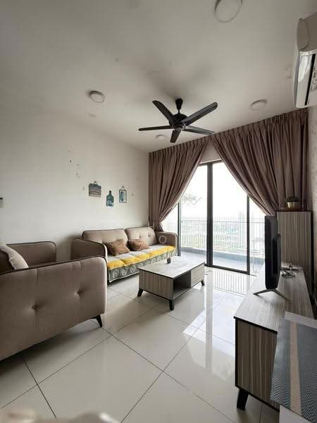 Kediaman Servis untuk Disewa di Luminari - Sr. Helen Teoh - Living Room - PropertyGuru.com.my