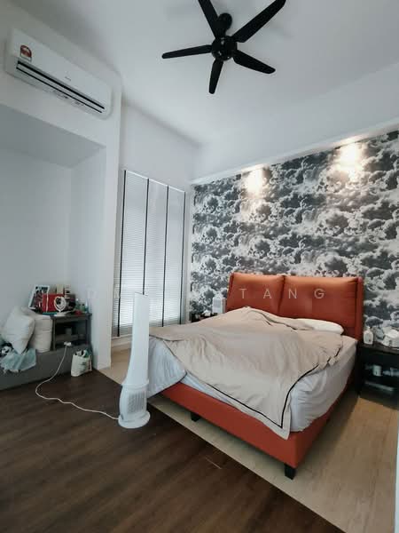 Rumah Kluster untuk Dijual di Setia Tropika (Johor Bahru) - Edmond Tang - Bedroom - PropertyGuru.com.my