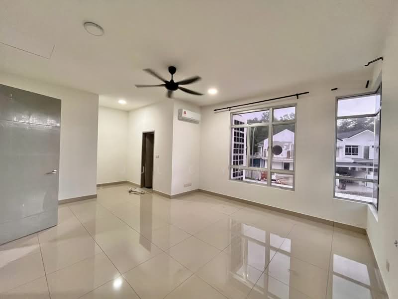 2-storey Terraced House for Sale in Iskandar Puteri (Nusajaya) (Johor) - Julie Yew - Living Room - PropertyGuru.com.my
