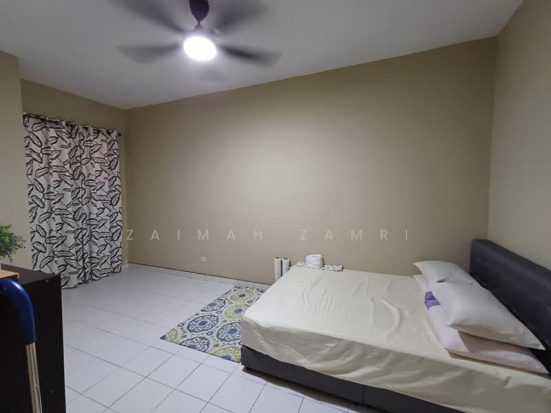 2-storey Terraced House for Rent in Alam Budiman (Shah Alam) - Zaimah Zamri - Bedroom - PropertyGuru.com.my
