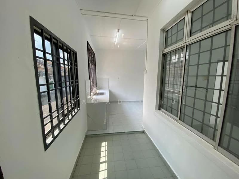 Rumah Teres 1 Tingkat untuk Dijual di Taman Universiti (Skudai) - Muhamad Asrul - Corridor - PropertyGuru.com.my