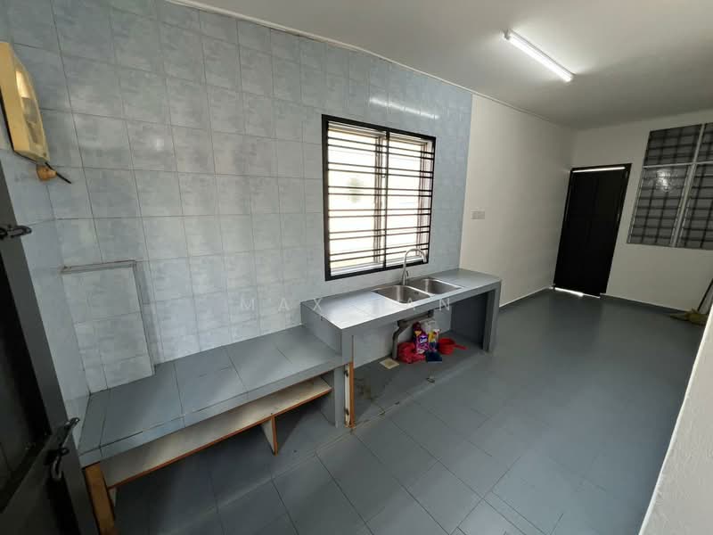 Rumah Teres 1 Tingkat untuk Dijual di Pekan Nanas (Johor) - Max Kan - Kitchen - PropertyGuru.com.my