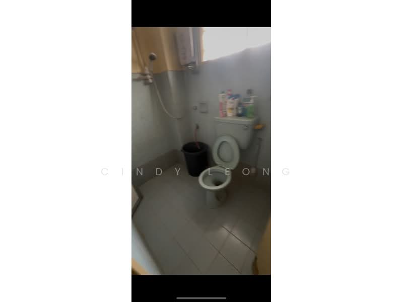 Rumah Teres 2 Tingkat untuk Dijual di Usj 11 (Subang Jaya) - Cindy Leong - Bathroom - PropertyGuru.com.my