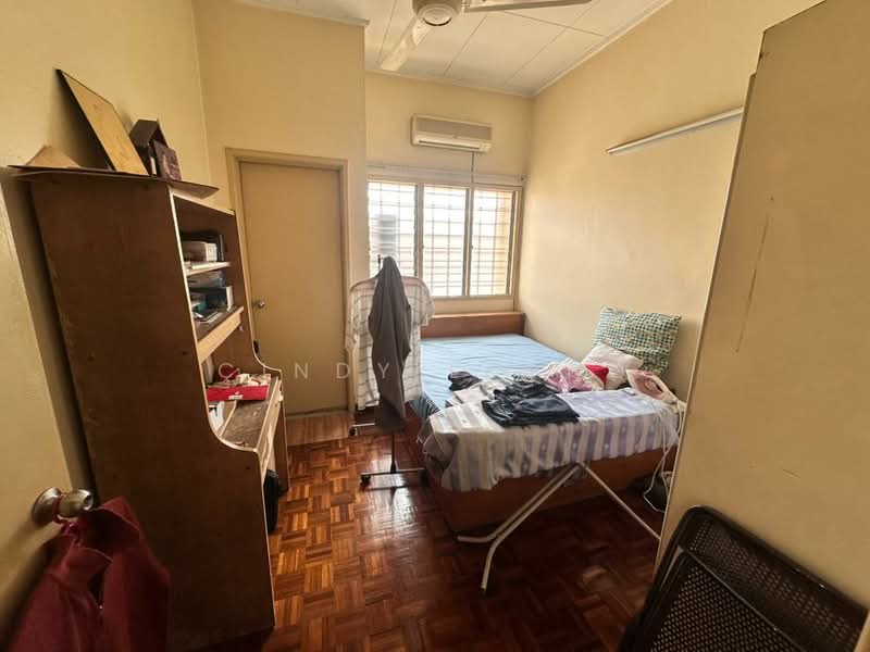 2-storey Terraced House for Sale in Usj 11 (Subang Jaya) - Cindy Leong - Bedroom - PropertyGuru.com.my