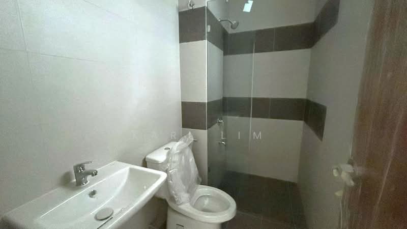 Cluster House for Sale in Taman Impian Emas (Skudai) - Karl Lim - Bathroom - PropertyGuru.com.my