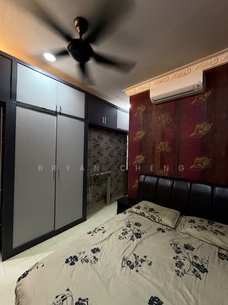 1-storey Terraced House for Rent in Taman Dato Demang (Seri Kembangan) - Bryan Cheng - Bedroom - PropertyGuru.com.my