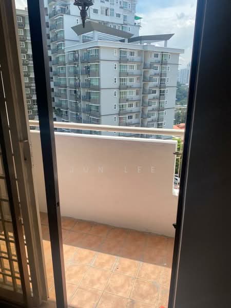 Pangsapuri untuk Dijual di Bougainvilla - Jun Lee - Balcony - PropertyGuru.com.my