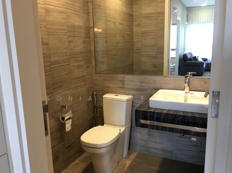 Servis Apartment untuk Disewa di The Sentral Residences - Sonia Hartono - Bathroom - PropertyGuru.com.my