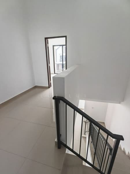 2-storey Terraced House for Sale in Bandar Dato Onn (Tebrau) - Lui Lui - Upstairs - PropertyGuru.com.my