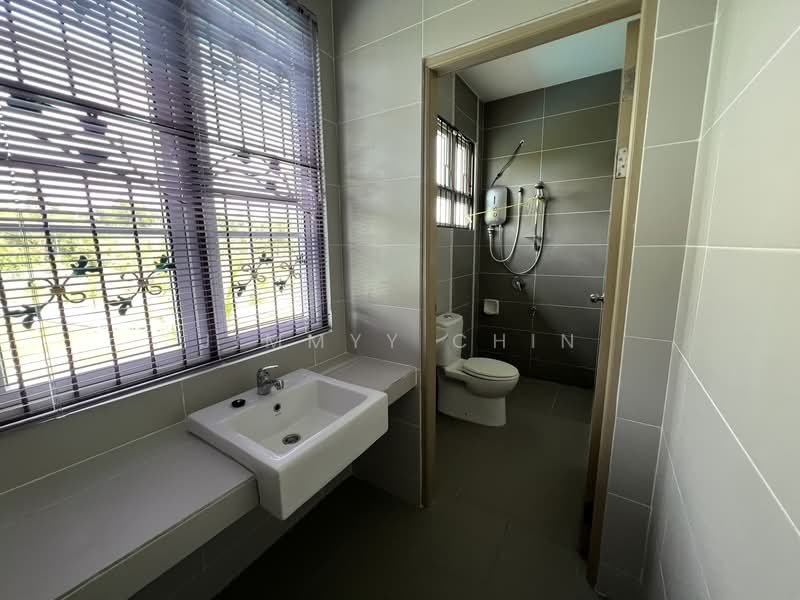 Semi-Detached House for Sale in Tabuan Tranquility (Kuching) - Jimmyy Chin - Bathroom - PropertyGuru.com.my