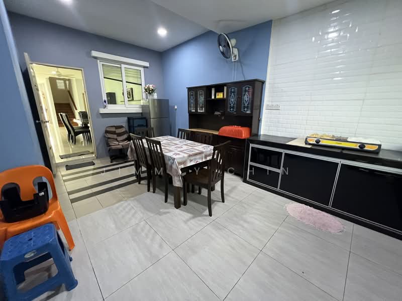 Semi-Detached House for Sale in Tabuan Tranquility (Kuching) - Jimmyy Chin - Dining Room - PropertyGuru.com.my