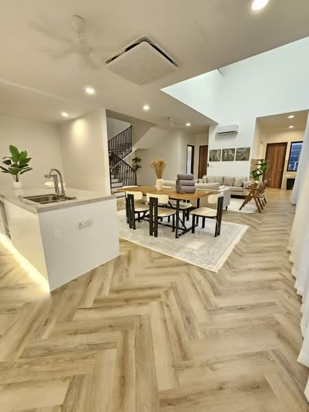 Rumah Berkembar untuk Dijual di Elmina (Shah Alam) - Norazila Binti Abdul Rahim - Living Room - PropertyGuru.com.my