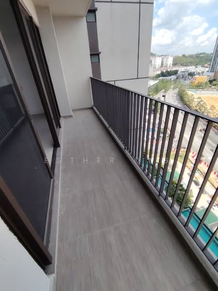 Servis Apartment untuk Dijual di The Pulse Residence - Esther Ong - Balcony - PropertyGuru.com.my