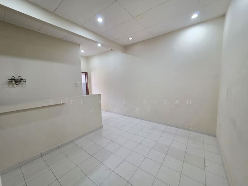 2-storey Terraced House for Sale in Sungai Buloh (Selangor) - SITI KHAIRIYAH JAAFAR - Interior - PropertyGuru.com.my