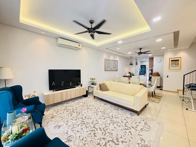 Rumah Teres 2 Tingkat untuk Dijual di Telok Panglima Garang (Selangor) - Hazeman Omar - Living Room - PropertyGuru.com.my
