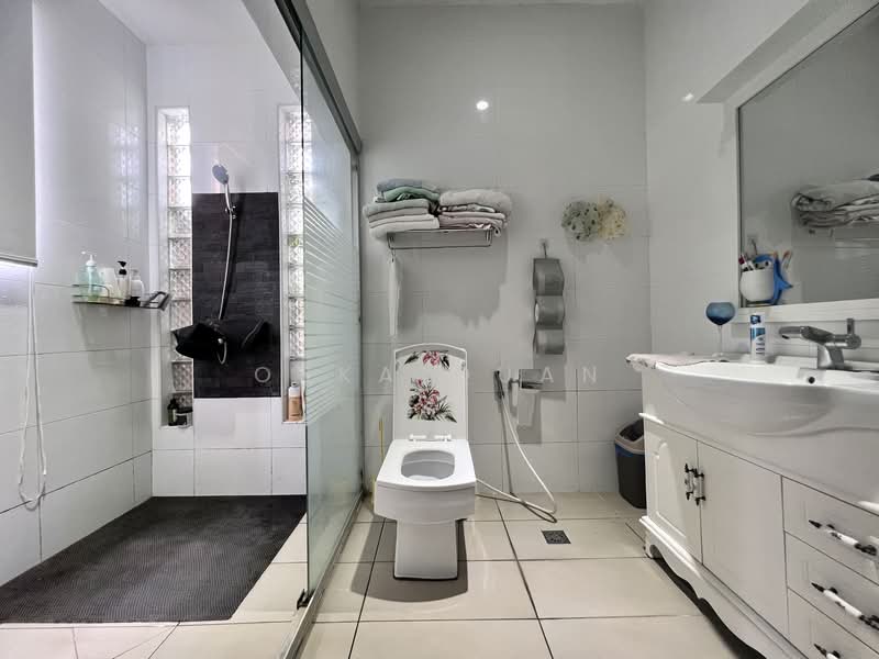 Bungalow for Sale in Bandar Mahkota Cheras (Cheras) - Oska Quan - Bathroom - PropertyGuru.com.my