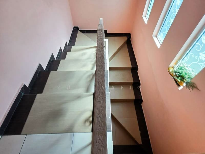 Rumah Teres 2 Tingkat untuk Dijual di Taman Equine (Seri Kembangan) - Zul Syafiq - Interior - PropertyGuru.com.my