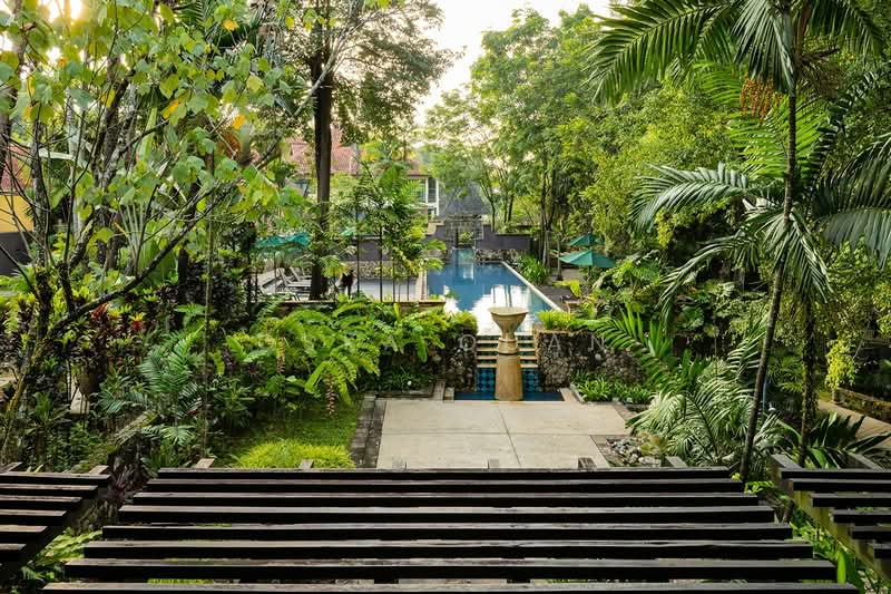 Bungalow for Sale in Bukit Gita Bayu (Seri Kembangan) - Oska Quan - Exterior - PropertyGuru.com.my