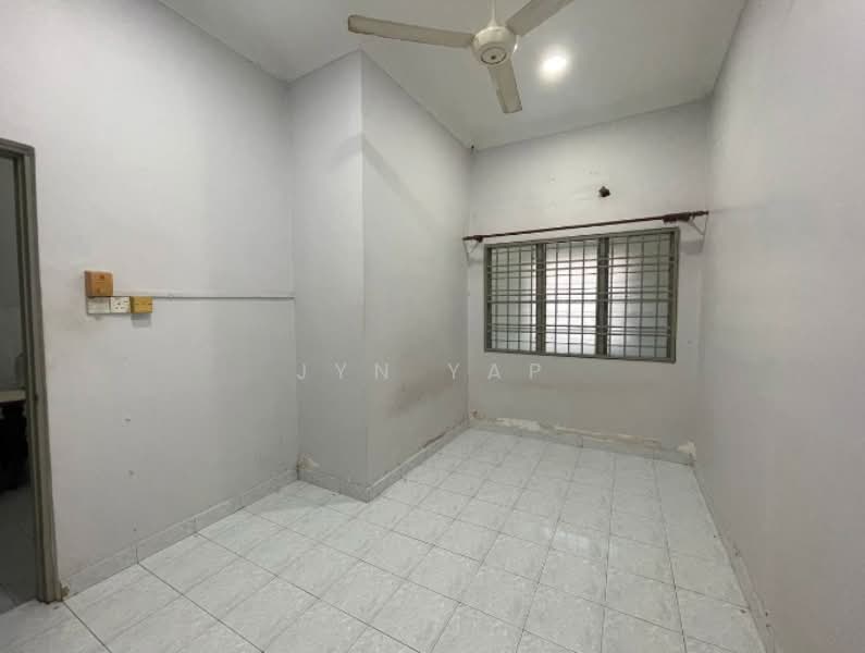 1-storey Terraced House for Sale in Air Putih (Kuantan) - Jyn Yap - Interior - PropertyGuru.com.my