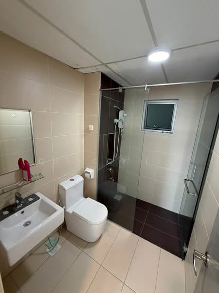 Service Residence for Sale at D'Tasek Residences (Tasek Impian) - Quinccy Lim - Bathroom - PropertyGuru.com.my