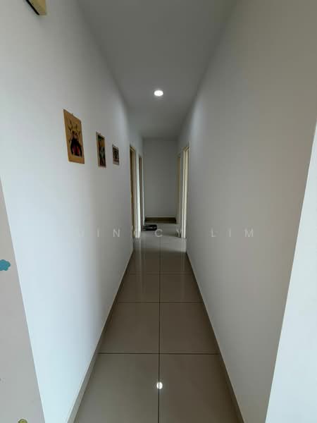 Service Residence for Sale at D'Tasek Residences (Tasek Impian) - Quinccy Lim - Corridor - PropertyGuru.com.my