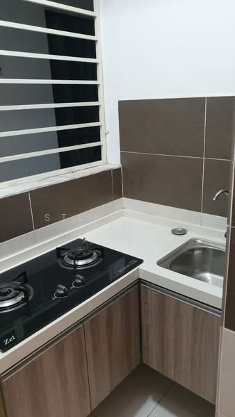 Condominium for Rent at Maple Residence - Stephanie Lim - Kitchen - PropertyGuru.com.my