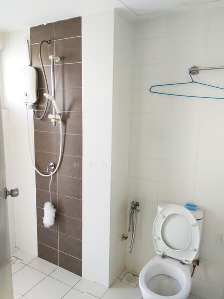 Condominium for Sale at Casa Tropika - Hann . - Bathroom - PropertyGuru.com.my