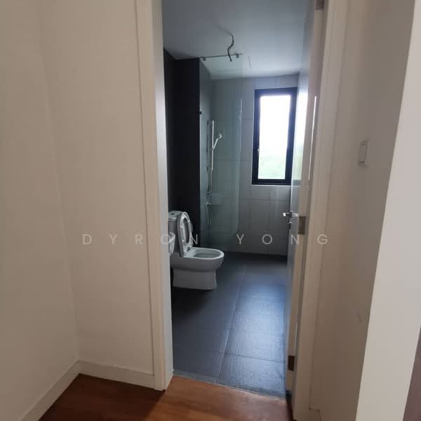 Semi-Detached House for Sale in Bandar Sungai Long (Selangor) - Dyron Yong - Bathroom - PropertyGuru.com.my