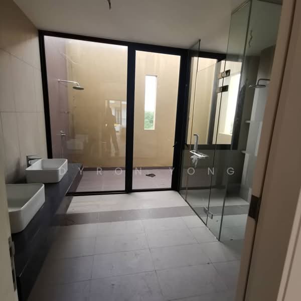 Semi-Detached House for Sale in Bandar Sungai Long (Selangor) - Dyron Yong - Bathroom - PropertyGuru.com.my
