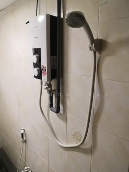 Flat for Rent at Pusat Bandar Puchong - Mak Hon Yean - Bathroom - PropertyGuru.com.my