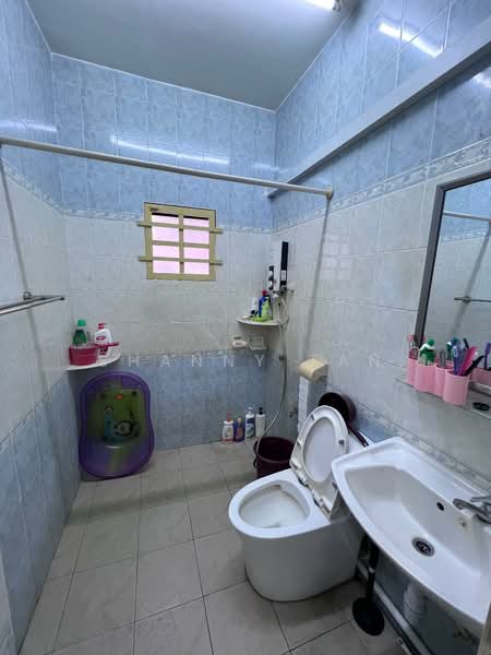 2-storey Terraced House for Sale in Bandar Sungai Long (Selangor) - Shanny Tan - Bathroom - PropertyGuru.com.my