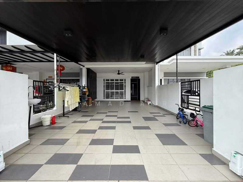 2-storey Terraced House for Sale in Setia Tropika (Johor Bahru) - Muhamad Asrul - Exterior - PropertyGuru.com.my