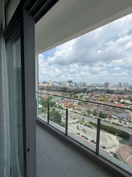 Service Residence for Rent at Dorsett Waterfront Subang - Thanap Priyaa - Balcony - PropertyGuru.com.my