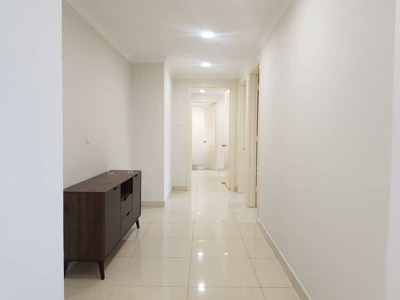 Condominium for Rent at The Straits View Condominium - Carly Voon - Corridor - PropertyGuru.com.my