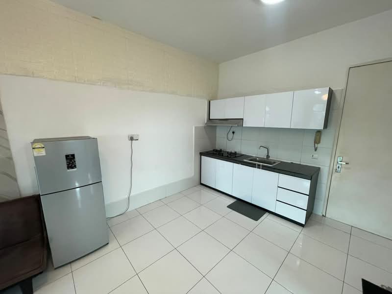 Service Residence for Rent at Sky Loft Premium Suites - Emily Hau - Kitchen - PropertyGuru.com.my