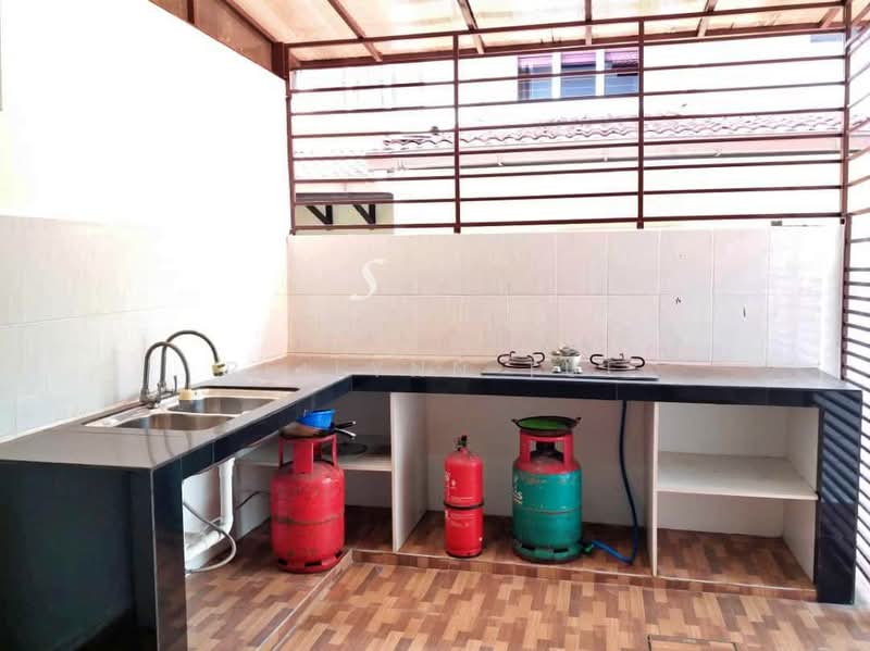 2-storey Terraced House for Sale in Setia Impian (Setia Alam) - Reilynn Tue - Kitchen - PropertyGuru.com.my