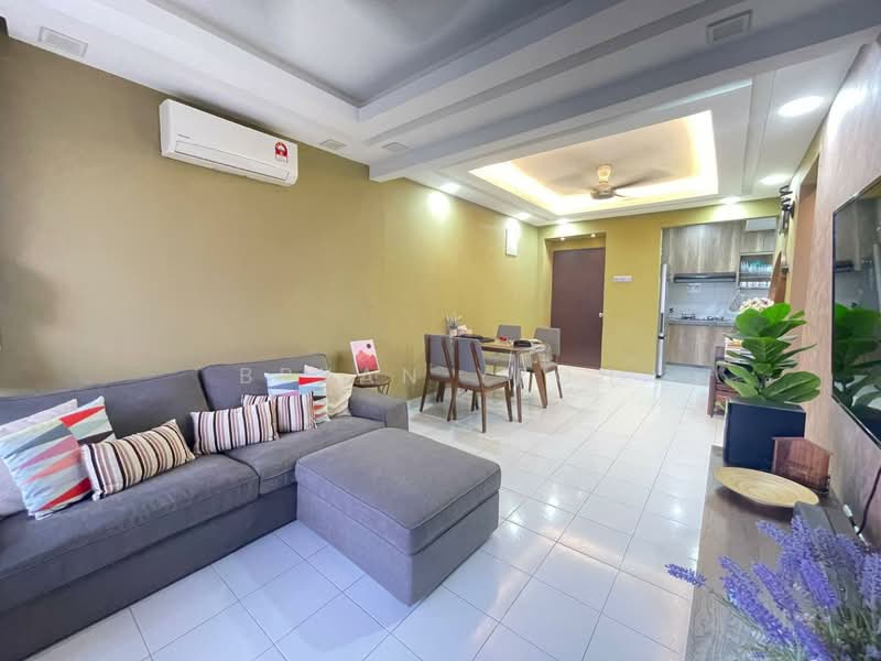 Apartment for Sale at Alam Budiman (Sri Budiman) - Bryan Yeoh - Living Room - PropertyGuru.com.my