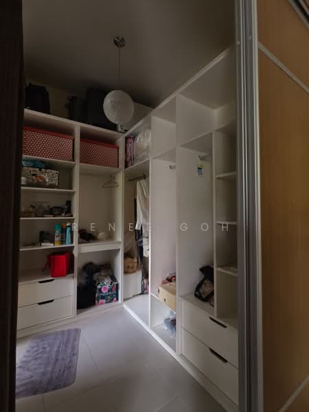 Rumah Teres 3 Tingkat untuk Dijual di Pantai Jerejak (Bayan Lepas) - Renee Goh - PropertyGuru.com.my