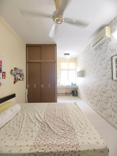 Rumah Teres 3 Tingkat untuk Dijual di Pantai Jerejak (Bayan Lepas) - Renee Goh - PropertyGuru.com.my