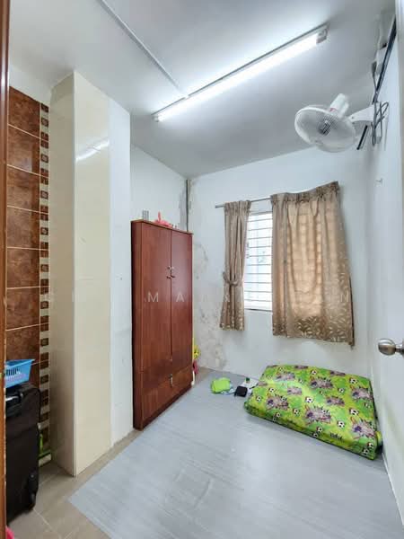 Rumah Teres 3-Tingkat untuk Dijual di Kepong (Kuala Lumpur) - Charmaine Tan - Bedroom - PropertyGuru.com.my